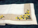 Rectangular tablecloth with lemon application