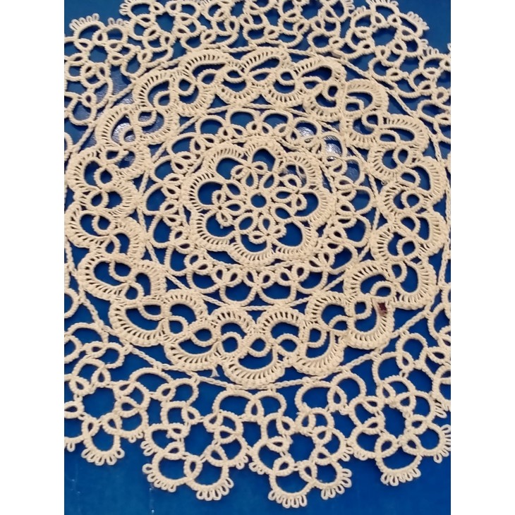 DOILIES