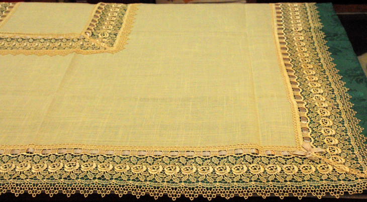 Square Table-Cloth